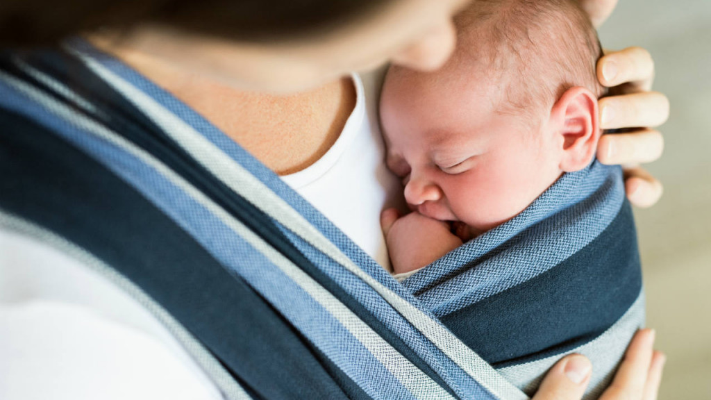 5 tajni uspješnog nošenja bebe u marami